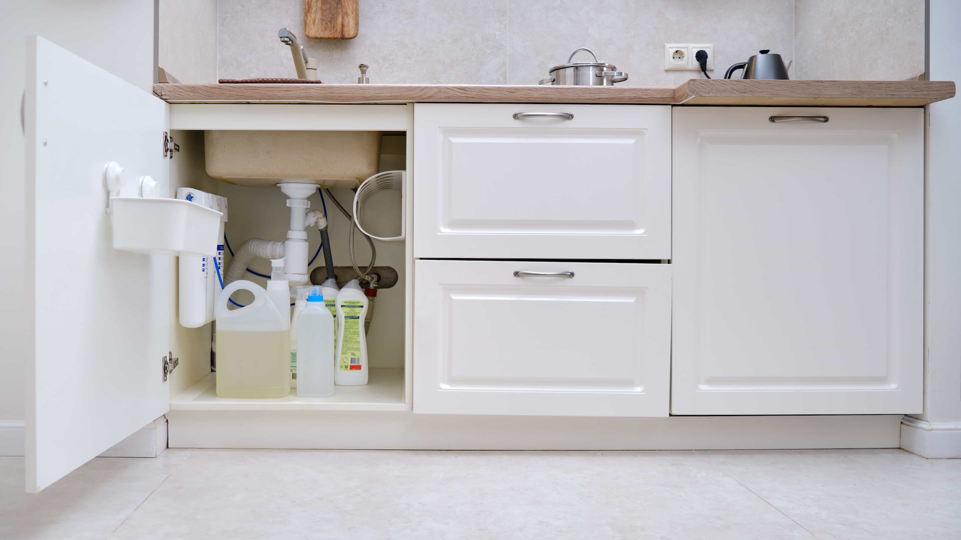 Will It Fit? The Ultimate Guide to Installing an RO System in a Small Kitchen