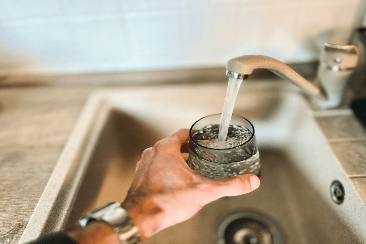 Is Water from a Reverse Osmosis Water Filter Healthy? Let’s Set the Record Straight