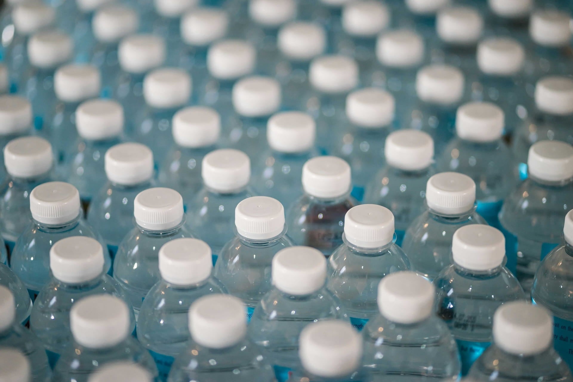 Bottled Water vs. RO: Calculate Your True Savings and Go Plastic-Free